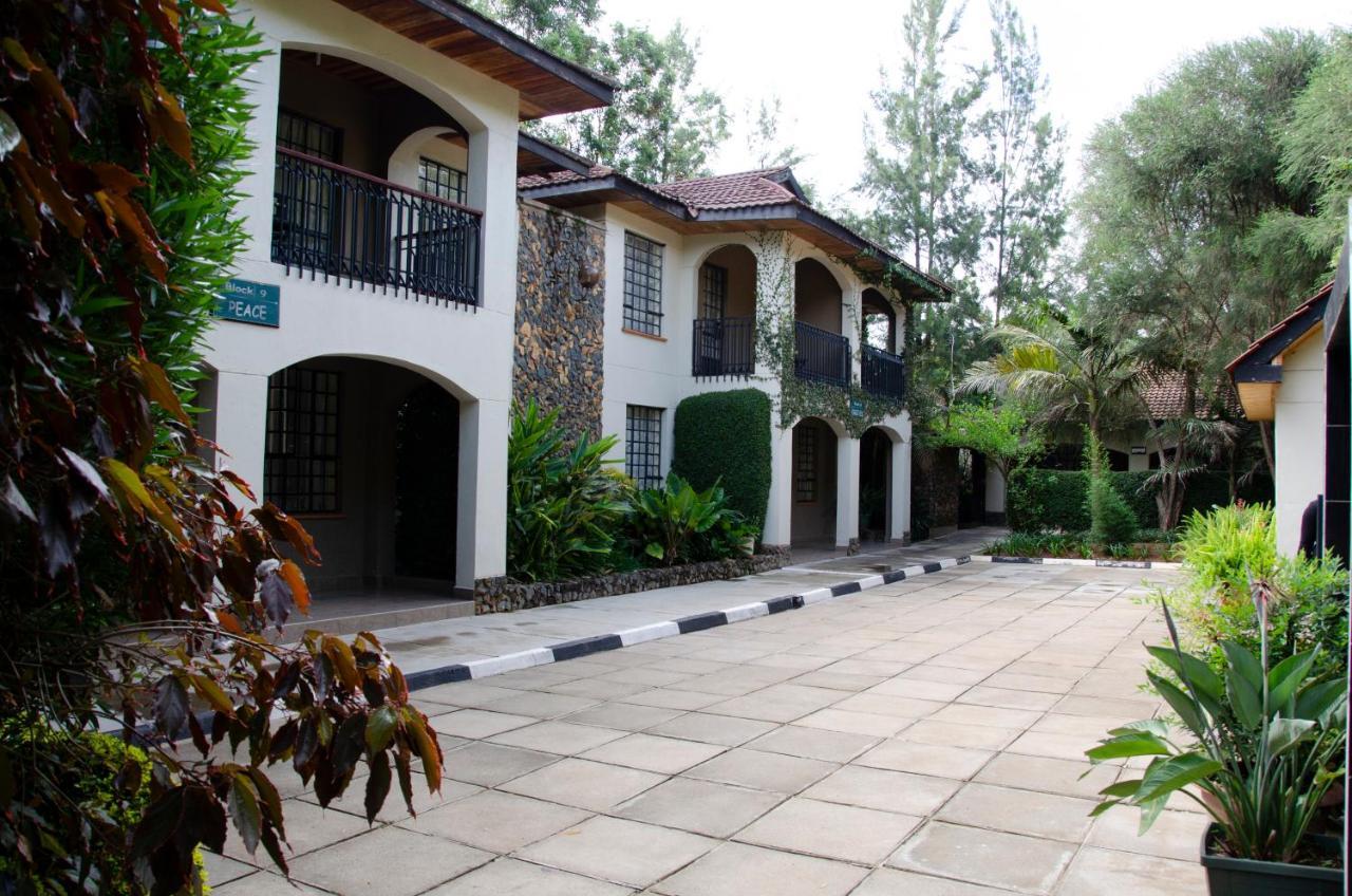 The Noble Hotel & Conference Centre Eldoret Esterno foto